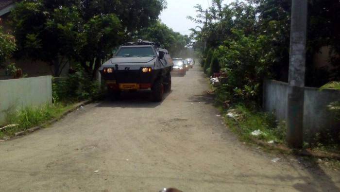 Rombongan yang Bawa Abu Bakar Baasyir Tiba di Lapas Gunung Sindur