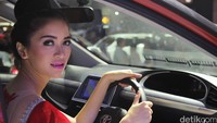 Menurut dia, untuk menjadi finalis Miss Motor Show, dari tahun ke tahun, butuh persiapan yang matang, harus tahu produk yang diwakili dengan lebih baik. Foto: Dadan Kuswaraharja