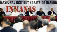 Kapolri Jenderal Polisi Badrodin Haiti, selaku Ketua Umum PB INKANAS, membuka Rapat Kerja Nasional (Rakernas) Institut Karate-Do Nasional (INKANAS), di Korlantas Polri, Jakarta, Minggu (17/04/2016).