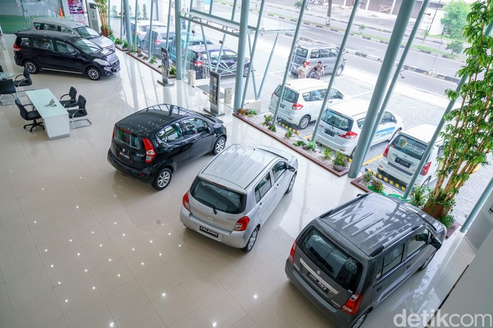 Guna memperluas jaringan dan meningkatkan bisnis Suzuki di tahun2016, PT. Suzuki Indomobil Sales (SIS) meresmikan outlet terbaru Suzuki dengan fasilitas 3S (Sales, Service, Spareparts) terkini yang ke-298 secara nasional, Sumber Baru Mobil (SBM) Ringroad Selatan, Yogyakarta, Jawa Tengah di awal kuartal II tahun ini.