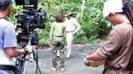 Mengintip Proses Syuting Reza Rahadian dan BCL di Hutan Malaysia