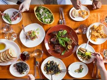 Terungkap! Waktu Terbaik untuk Makan Malam agar Tak Bikin Gendut
