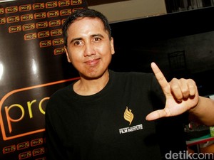 8 Fakta Gugun Gondrong yang Rumahnya Dijual