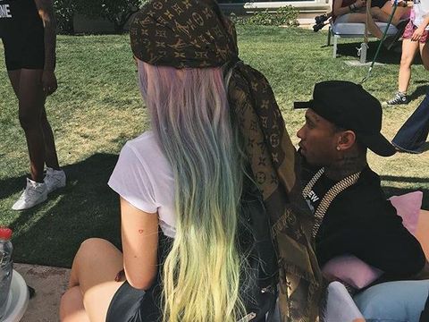 Peach Hingga Ombre Warna warni Rambut Kylie Jenner di Peach Hingga Ombre Warna warni Rambut Kylie Jenner di