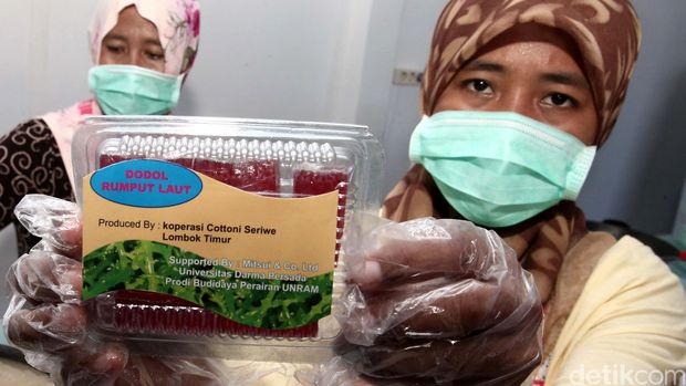 Rumput laut bisa diolah menjadi produk makanan. Di Desa Seriwe, Lombok Timur, Nusa Tenggara Timur, rumput laut diolah menjadi dodol dan kerupuk.