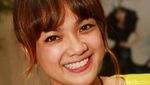 Nirina Zubir Nikmati Akhir Pekan Bersama Suami dan Anak