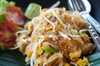 Pad Thai, Mie Goreng Thailand yang Pedas Gurih Ada di 5 Restoran Ini
