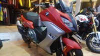 Konsumen membayarnya hingga Rp 500 jutaan, CEO PT Maxindo Moto Nusantara, Joe Frans.