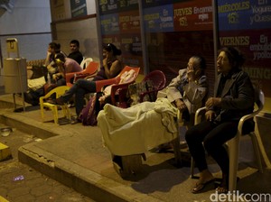 Korban Tewas Gempa Ekuador Jadi 480 Orang, 1.700 Hilang
