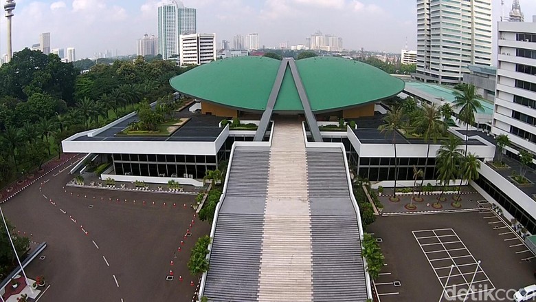 440 Gambar Kursi Banyak Terbaik