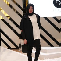 RA by Restu Anggraeni The Hype of Urban muslim Fashion Nation 2016 at Senayan City. Jakarta. [Foto: mohammad Abduh/Wolipop]
