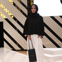 RA by Restu Anggraeni The Hype of Urban muslim Fashion Nation 2016 at Senayan City. Jakarta. [Foto: mohammad Abduh/Wolipop]