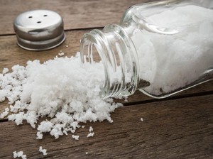 Saran Kemenkes, Hindari Makan Terlalu Manis dan Asin Saat Sahur