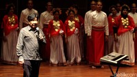 Guruh Sukarno Putra hadir dalam konser pra-kompetisi bertajuk The Archipelago Singers: To The Black Sea Coast.