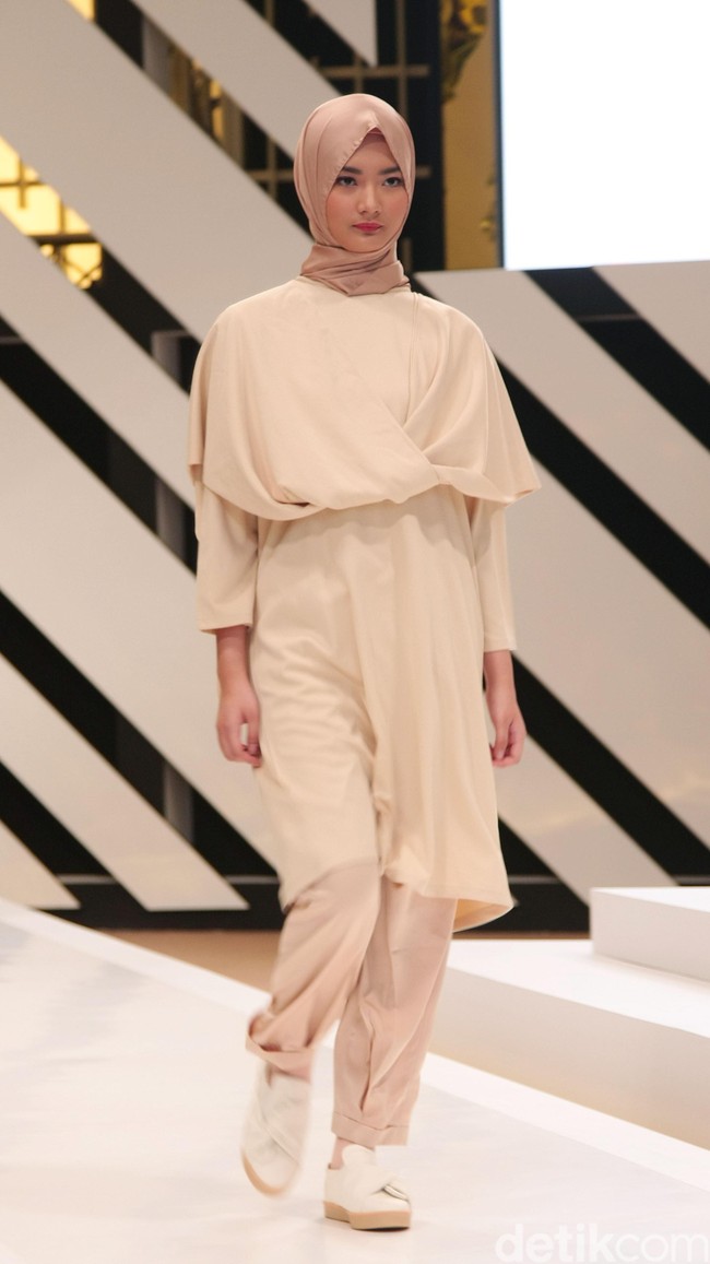 Bia by Zaskia Mecca The Hype of Urban muslim Fashion Nation 2016 at Senayan City. Jakarta. [Foto: mohammad Abduh/Wolipop]