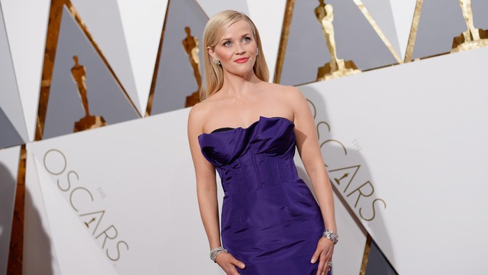 HOLLYWOOD, CA - FEBRUARY 28:  Actress Reese Witherspoon attends the 88th Annual Academy Awards at Hollywood & Highland Center on February 28, 2016 in Hollywood, California.  (Photo by Kevork Djansezian/Getty Images)