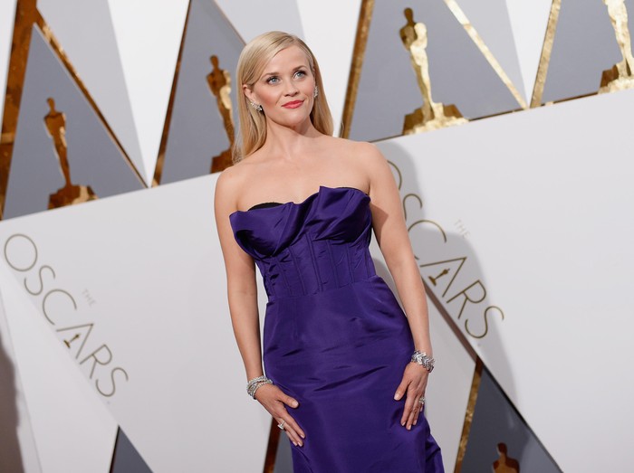 Reese Witherspoon BEVERLY HILLS, CA - NOVEMBER 01: Actress Reese Witherspoon attends the 19th Annual Hollywood Film Awards at The Beverly Hilton Hotel on November 1, 2015 in Beverly Hills, California. (Photo by Jason Merritt/Getty Images)