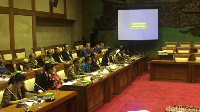 DPR Panggil Pengusaha Bahas RUU Pengampunan Pajak