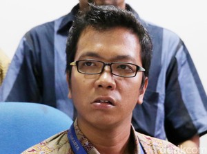 Warga DKI Sela Sidang Juliari soal Ganti Rugi Bansos, Hakim Kesampingkan