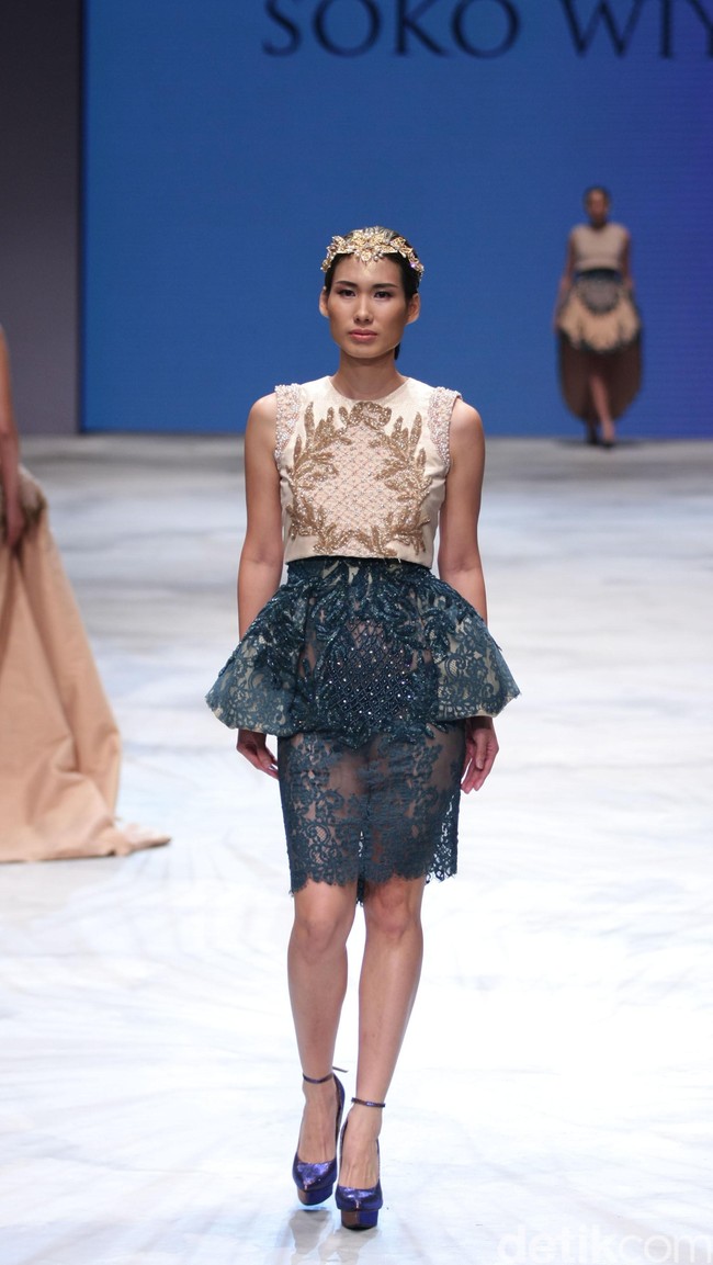 Soko Wiyanto, Singapore Airlines Cola4ation Indonesia Fashion Week 2016 at Jakarta Convention Center. Senayan. Jakarta. [Foto: Mohammad Abduh/Wolipop]