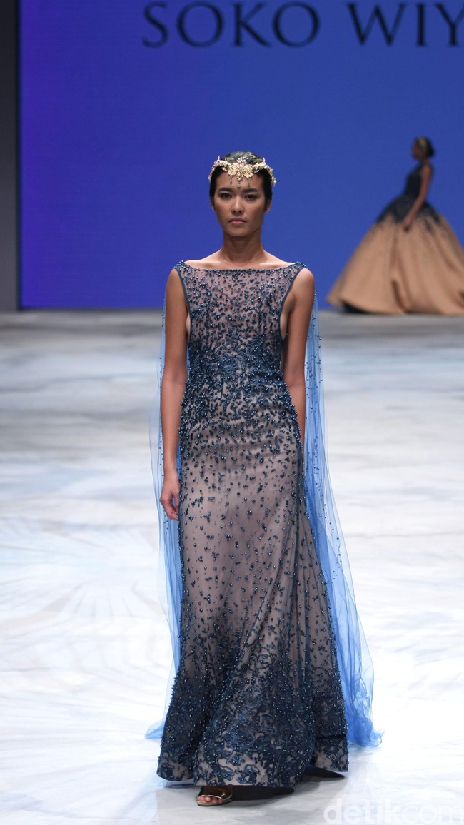 Soko Wiyanto, Singapore Airlines Cola4ation Indonesia Fashion Week 2016 at Jakarta Convention Center. Senayan. Jakarta. [Foto: Mohammad Abduh/Wolipop]