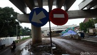 Proyek tol Antasari-Depok memiliki nilai total investasi Rp 4,767 triliun. Pembangunannya dibagi dalam dua seksi.