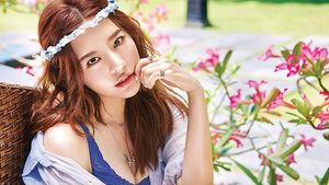Pose Sensual Sunny SNSD di Bali