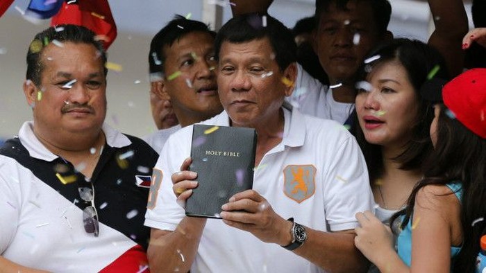 Polisi Filipina Selidiki Ledakan di Kota Asal Presiden Duterte