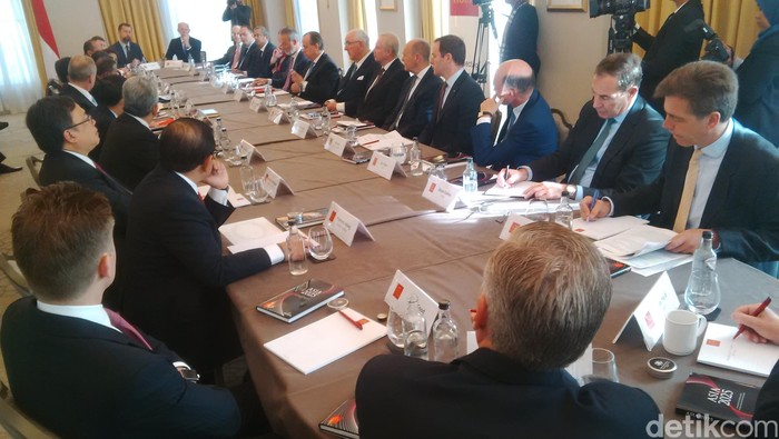 Presiden Jokowi Cerita Soal Blusukan di Depan Para CEO di London