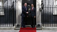 Presiden Jokowi tiba di Kantor PM Inggris di 10 Downing Street, London, Selasa (19/4/2016) sekitar pukul 11.30 waktu London atau sekitar pukul 17.30 WIB. Stefan Wermuth/Reuters/detikFoto.