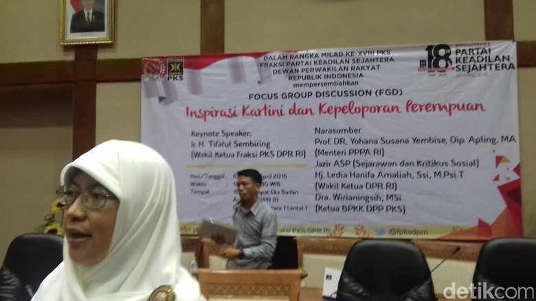 Politisi PKS: Hukum Berat Pelaku dan Pengguna Prostitusi Anak untuk Gay Politisi PKS: Hukum Berat Pelaku dan Pengguna Prostitusi Anak untuk Gay