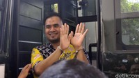 Ipul sendiri ditetapkan sebagai tersangka atas kasus pencabulan remaja pria yang dipekerjakan sebagai asistennya itu dilakukan di kediamannya di kawasan Kelapa Gading, Jakarta Utara, pada 18 Februari. Foto: Noel