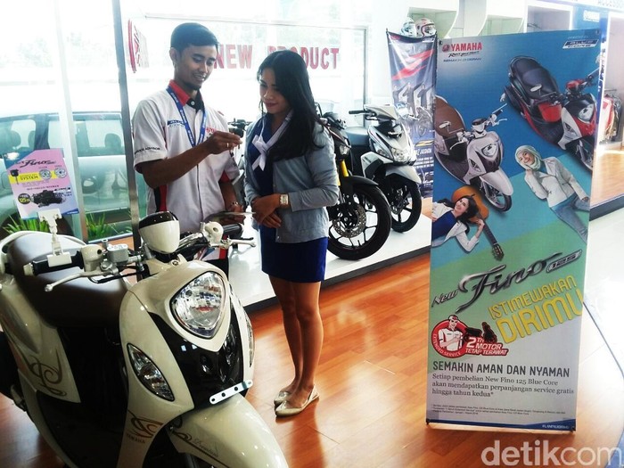 Pengendara Motor Wanita Dapat Diskon Servis dan Boleh Servis Duluan