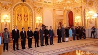Sebanyak 16 Duta Besar hadir di Istana Presiden Rusia untuk menyerahkan Surat-surat Kepercayaan (Letter of Credentials) kepada Putin. (Dokumentasi KBRI Moskow).