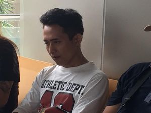 Naik Bus dari Balaraja ke Surabaya, Begini Akhir Pelarian Agus