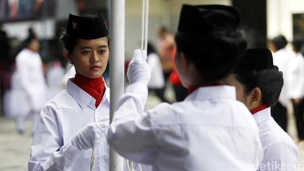 Lomba Upacara Bendera Memperingati Hari Kartini