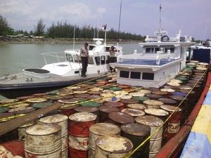 ESDM Usut Kapal Bawa 406 KL Solar B50, Dokumen Pembelian Cuma 24 KL