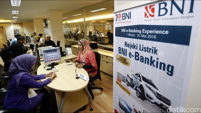 Suasana Kantor Cabang BNI /Foto: Rengga Sancaya Suasana Kantor Cabang BNI /Foto: Rengga Sancaya