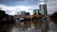 Jakarta diguyur hujan sejak dini hari hingga pagi, Kamis (21/42016).