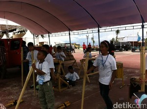 Melihat Semangat Kontingen Papua Barat dan Gorontalo di Festival Budaya Anak
