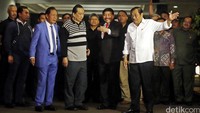 Buronan kasus BLBI Samadikun Hartono telah tiba di Indonesia. Samadikun tiba di Bandara Halim Perdanakusuma, Jakarta Timur, pada 21 April 2016 sekitar pukul 21.50 WIB. Samadikun divonis 4 tahun penjara pada tahun 2003. Tetapi dia kemudian kabur dan menghilang selama 13 tahun.
