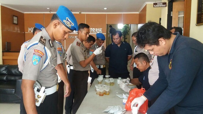 41 Polisi Polres Pelabuhan Priok Dites Urine, Hasilnya Negatif Narkotika