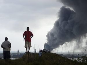 Fasilitas Petrokimia Meksiko Meledak