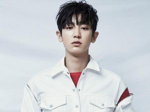 Chanyeol EXO Rilis Kolaborasi Bareng DJ Raiden, Lee Hi, dan CHANGMO