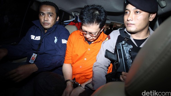 Mabes Polri Serahkan Hartawan Aluwi ke Kejagung
