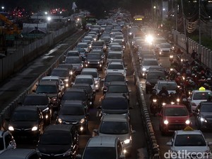 Dilema Pencabutan 3 in 1 di Jalur Protokol, Antara Macet dan Hilangnya Joki