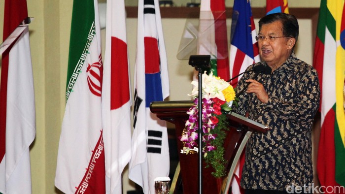 JK: Saya Tidak Percaya Paham Komunis Bisa Tumbuh Saat ini