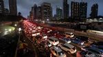 Arus Lalin Sudirman Macet, Begini Penampakannya