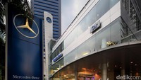 Diler penyedia mobil bekas Mercy ini terletak di Jalan Denpasar Raya Blok D2 Kav. 12, Jakarta 12940. Foto: Mercedes-Benz Indonesia