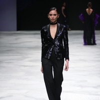 Rizman Ruzaini Fall Winter 2016 Singapore Airlines Cola4ation Indonesia Fashion Week 2016 at Jakarta Convention Center. Senayan. Jakarta. [Foto: Mohammad Abduh/Wolipop]